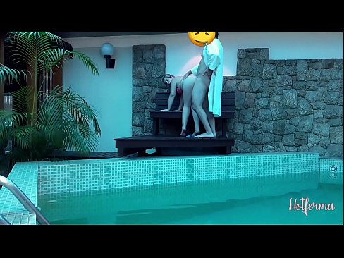 ❤️ Giimbitar sa amo ang katabang sa pool, apan dili makasukol sa init ❤️❌ Porno sa pornograpiya ceb.libporno.ru ❌❤